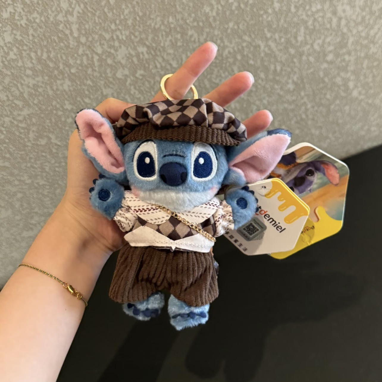 Estación de viento británico Stitch 【Colgante】