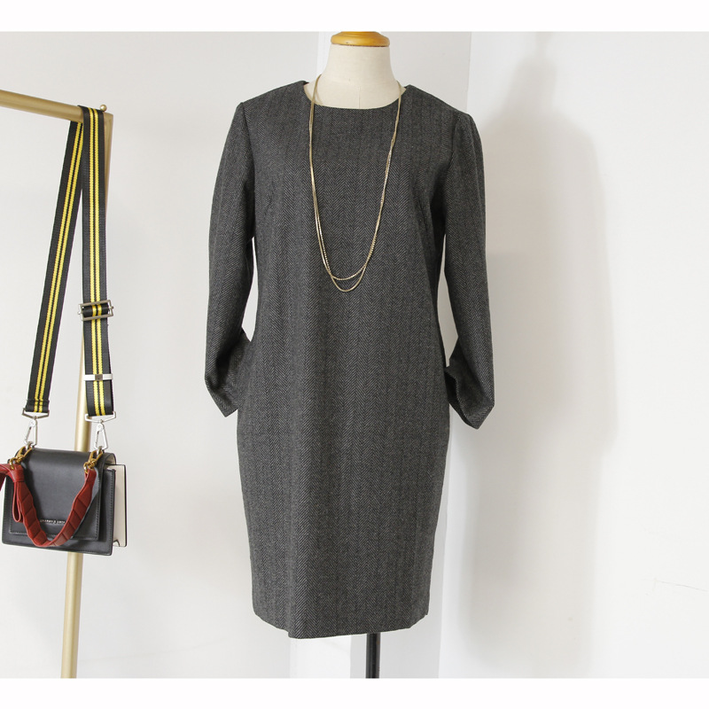 原单断码亏本清仓 theor*希尔*口袋宽松廓感人字纹羊毛连衣裙秋冬