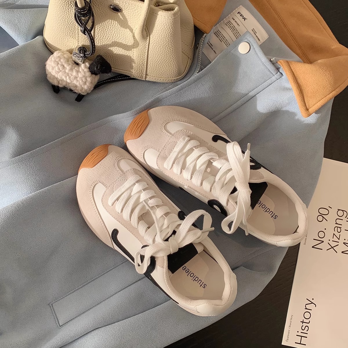 Piel de vaca 6cm invisible aumento interno Yang Mi mismo estilo zapatos ballet alemán zapatos deportivos casuales para mujer zapatos Forrest Gump