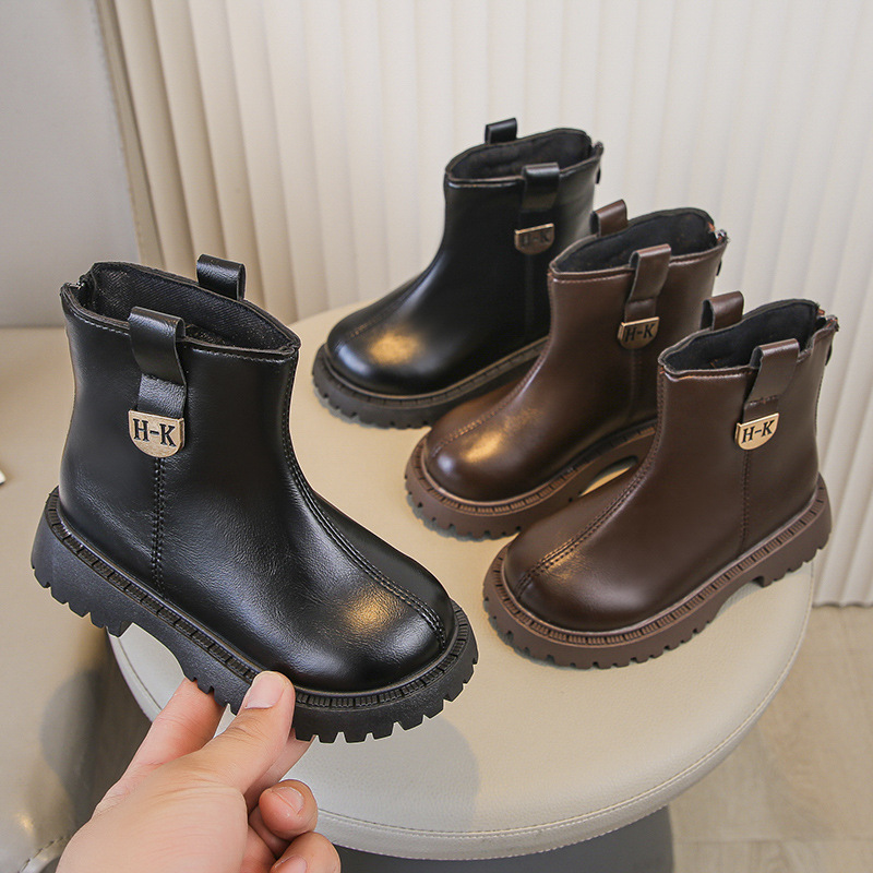 Martin 2024 Herbst/Winter Neue Kollektion Kinder Kurze schwarze Lederstiefel mit weicher Sohle im britischen Stil für Mädchen_voghion.com