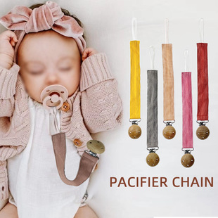 Baby pacifier chain baby nipple clip tooth glue chain toy clip Beech round clip