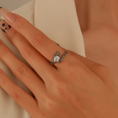 Vintage European and American Heart-Shaped Open-Style Ring for Women: Chic Copper Band with Zircon Inlay, Simple Geometric Butterfly Design for the Index Finger