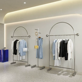 服装陈列架;衣架;展示衣架