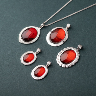S925 Silver Set Natural Blood Pendant Polygonal Lace Oval Egg Shape Blood Red Silver Pendant Simple