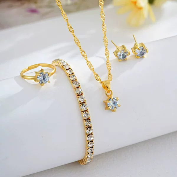 Golden water wave chain