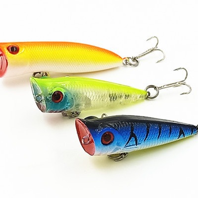 30個のプラスチックの魚の路亜餌セットのミノの波は鉛筆の昆虫のvibの硬い餌の擬似餌の組み合わせの漁具を登ります。