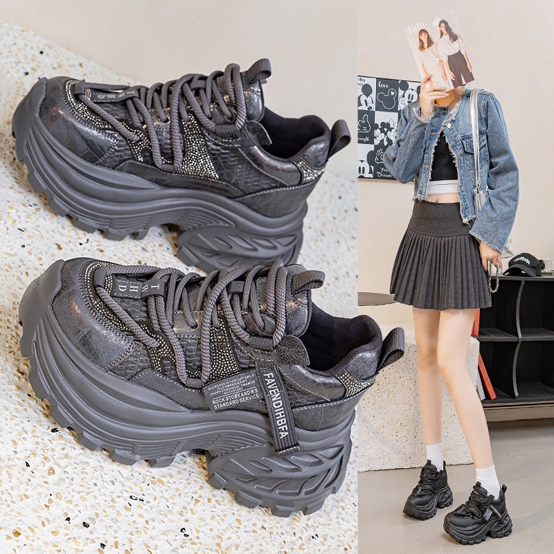 Thick-Soled Bright Diamond Dad Shoes for Women, Versatile Height-Increasing Fleece-Lined Casual Shoes, 2025 Winter Popular Genuine Leather Sports Running Shoes