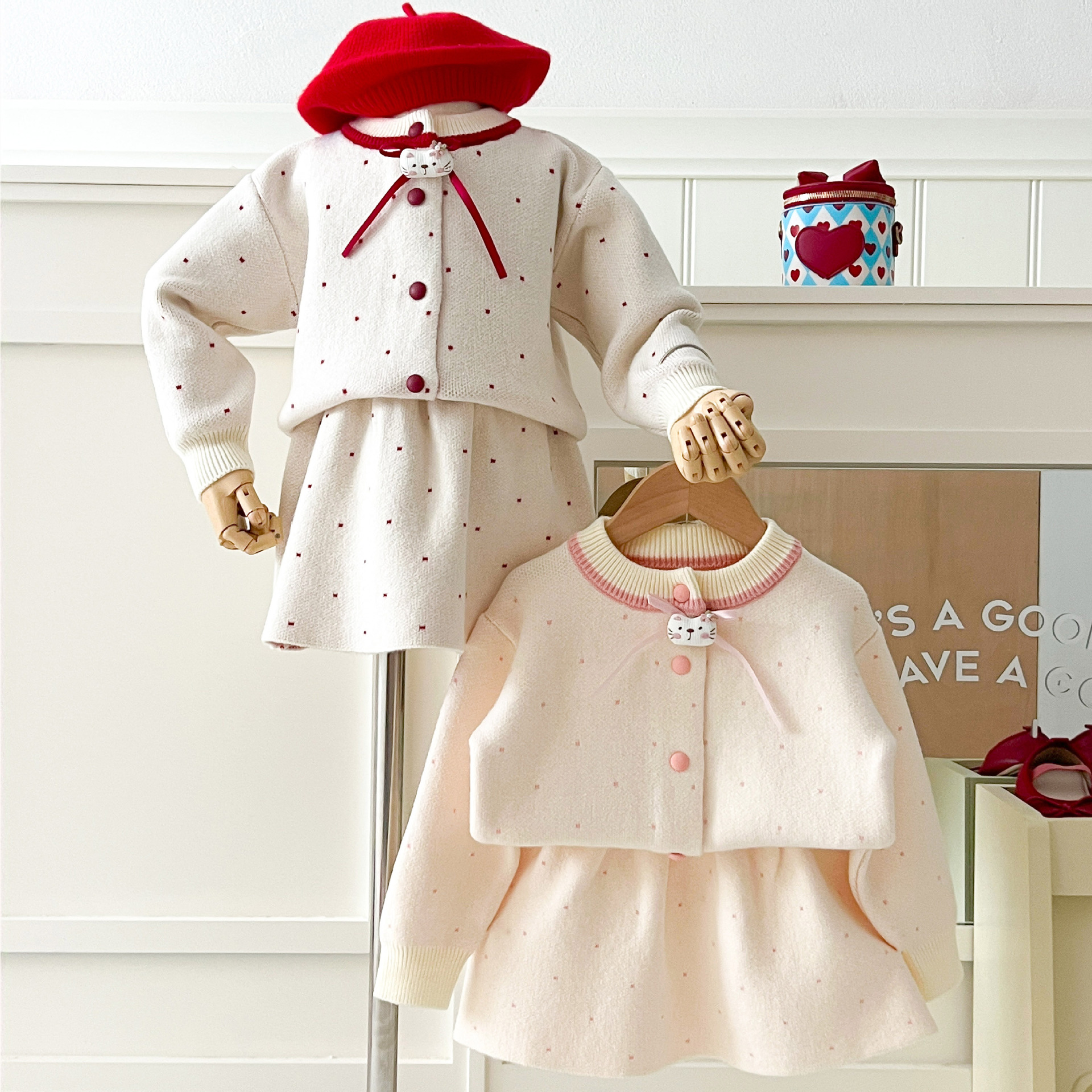 2026 Autumn/Winter New Korean Style Baby Girl Round Neck Cartoon Cat Polka Dot Cardigan and Skirt Two-Piece Set