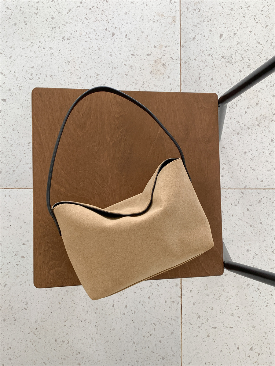 Geantă de subraț din piele întoarsă, geantă de mână de nișă pentru toamnă și iarnă, textură plușată, geantă mică pătrată, la modă și versatilă, de mână_voghion.com