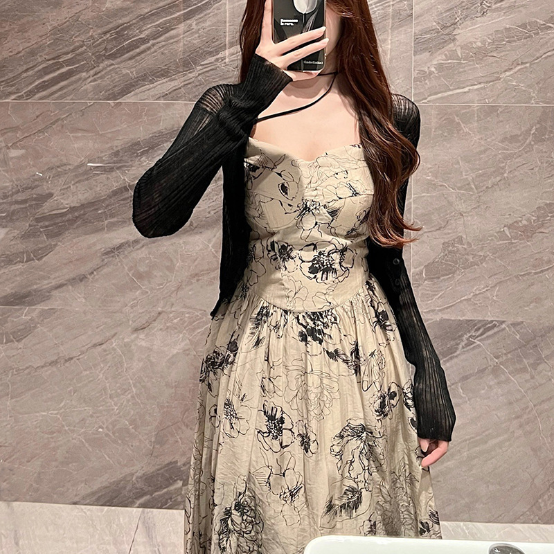 Spring 2026 New Style Cool and Fragmented Semi-Transparent Cardigan Top Pure Desire Style Knit Cardigan Three-Color Knitwear Spring 2026 New Style Cool and Fragmented Semi-Transparent Cardigan Top Pure Desire Style Knit Cardigan Three-Color Knitwear