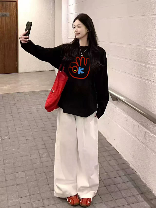胖mm美式慵懒风黑色大码长袖T恤女春秋设计感小众纯棉打底衫上衣|undefined
