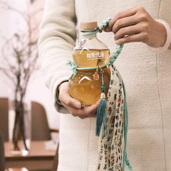 500ml net red gourd bottle scenic spot tea drink bottle transparent glass traditional Chinese medicine milk tea bottle with hand rope logo
