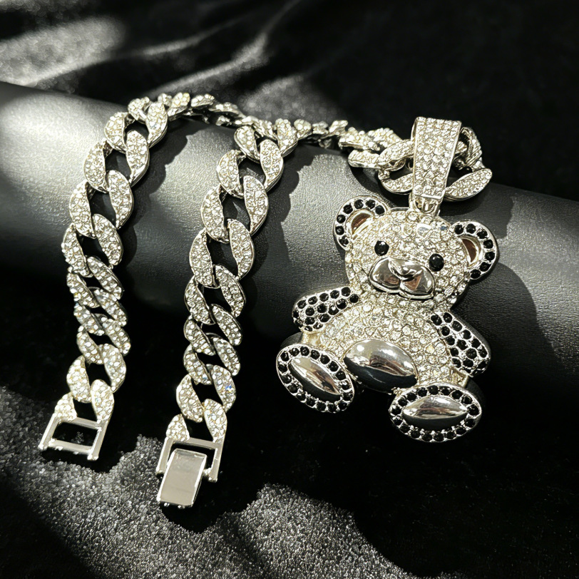 Ventas transfronterizas calientes de aleación cubana collar de colgante de oso animal estilo hip-hop personalidad de diamante completo accesorios para hombres