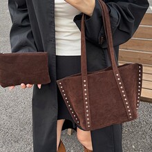 �tɫ�����߼����p��С���OӋ2025�¿�ë�ؙC܇�T�ͨ�ڰ�ˮͰ��Ů