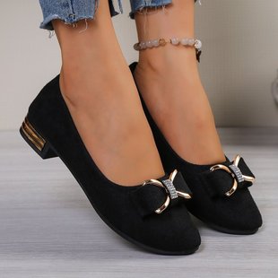 ���Ь��һ��ȱһ�p�@�ӵĆ�Ь����ȹ�Ӹ���Ŷ��