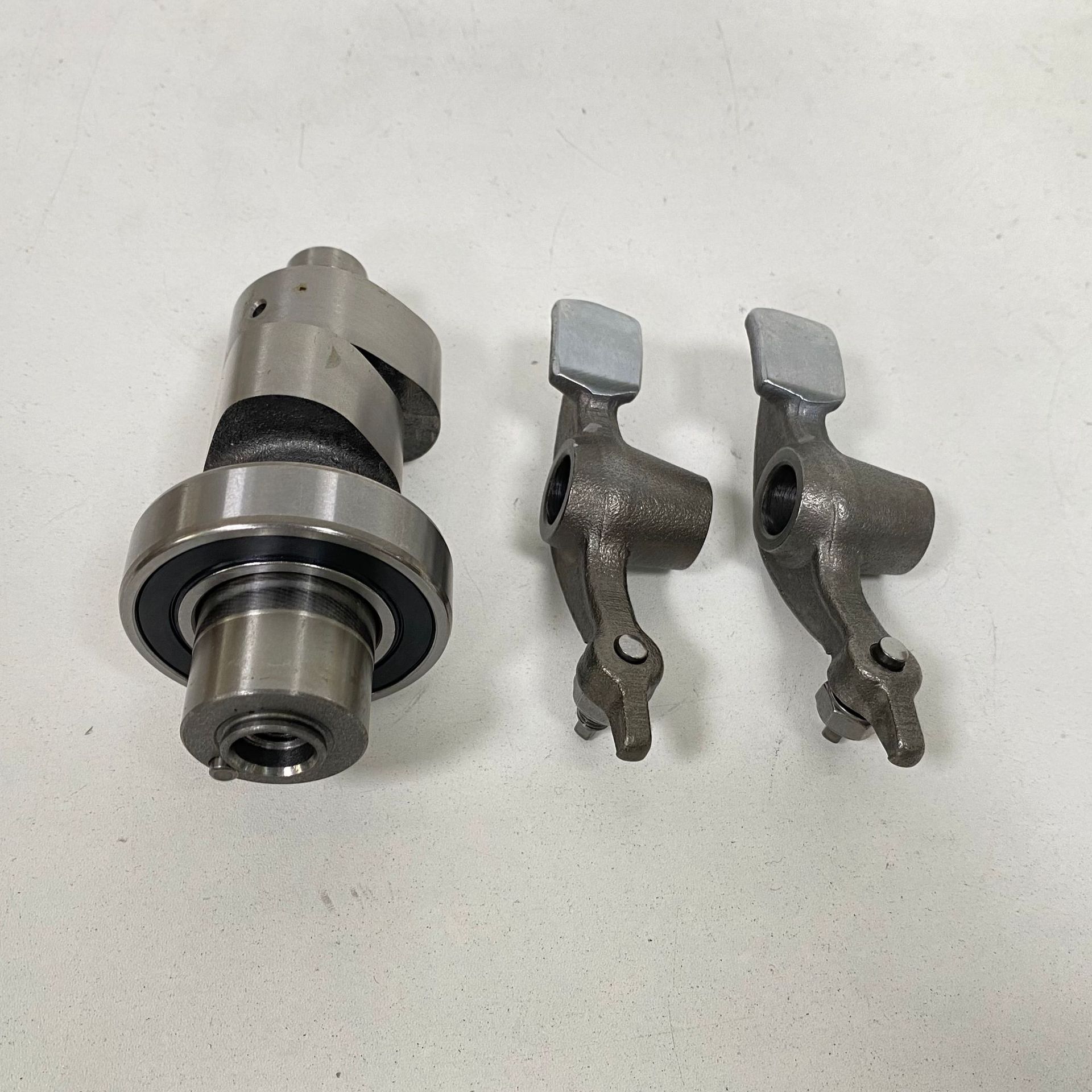 Fazer250 motorcycle engine parts camshaft is suitable for Yamaha Xtz250 YBR250 rocker arm