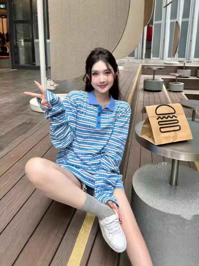 하늘색