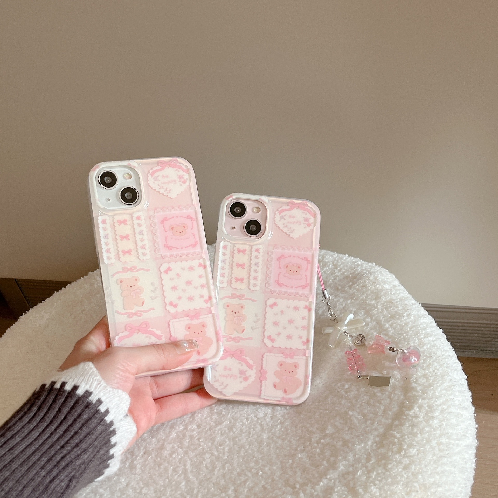 AE6E5457-6AB1-4CD0-9248-BBCFFB