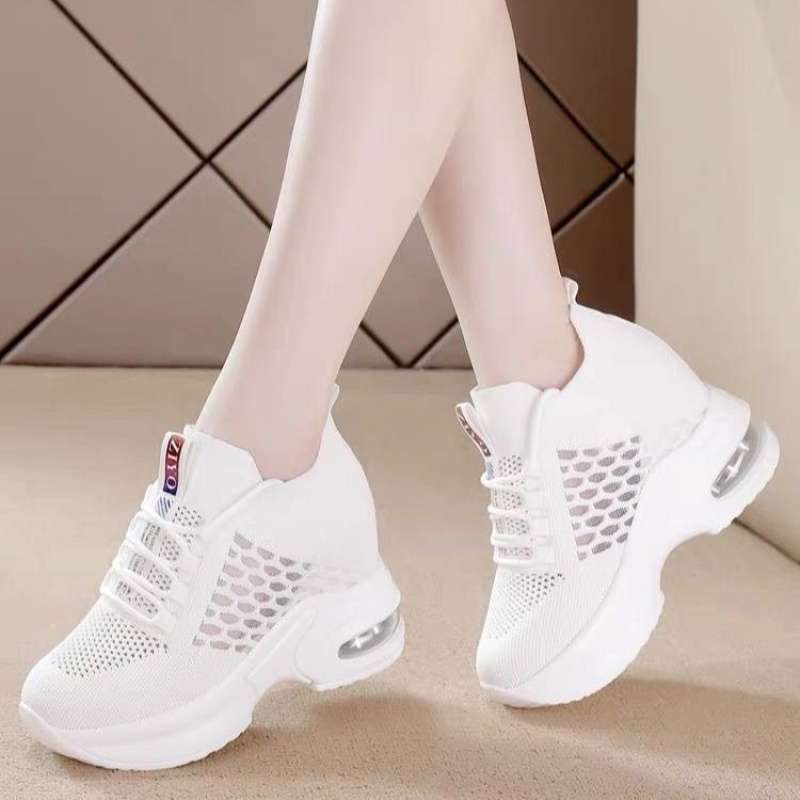 Summer Mesh Breathable Inner Heightening Sports Shoes for Women New Spring and Summer Thick-Soled Versatile Fashionable Casual Dance Shoes