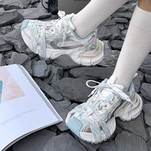 �W��վWM6ŮЬ26���ĕr��ײɫܛ�^��ţƤƴ�W�A�^ϵ������ϵ�Ь