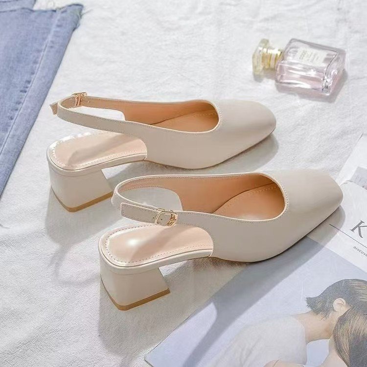 Sandalias vacías de Baotou para mujer, uso de tacón medio en verano, 2025 nuevo estilo coreano de tacón grueso, zapatos de tacón medio arrastrado, tacones altos para mujer