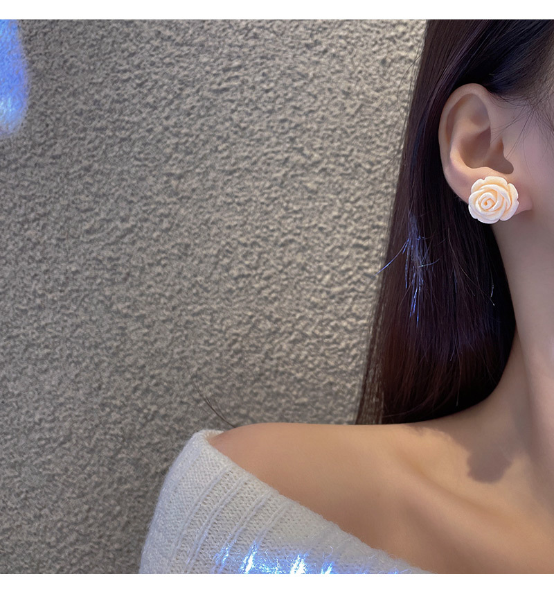 Elegant Flower Resin Flocking Womenu0027S Ear Studs 1 Pair