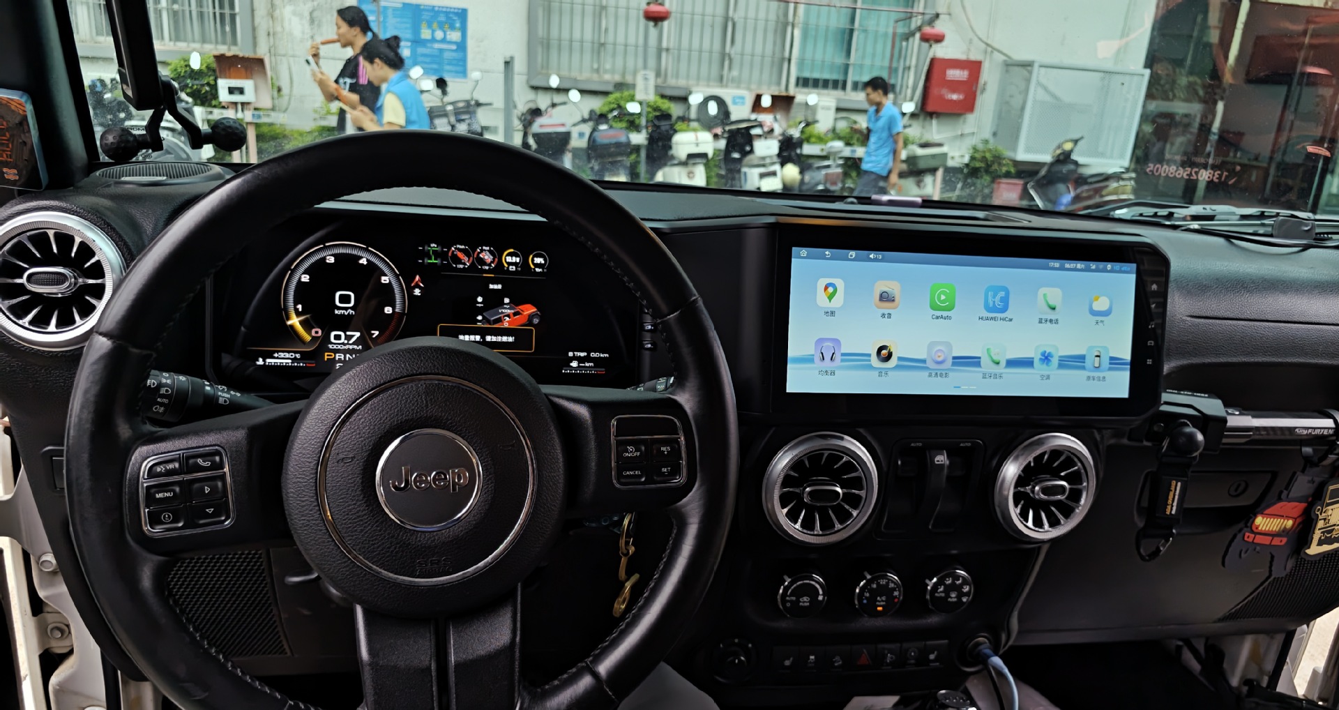 Cross-border applicable to Jeep Wrangler dual-screen models 10-17 24inch Android smart car navigation all-in-one device