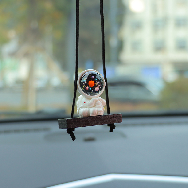 Wholesale a creative astronaut car accessories car accessories car interior accessories car accessories car accessories