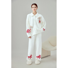 睡衣秋冬款2025新款女孩甜美卡通半边绒保暖家居服套装冬装