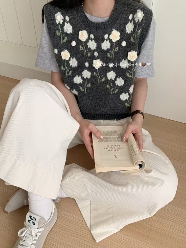法式早秋新款温柔风立体花朵针织马甲韩系甜美清新钩花复古马甲女|undefined