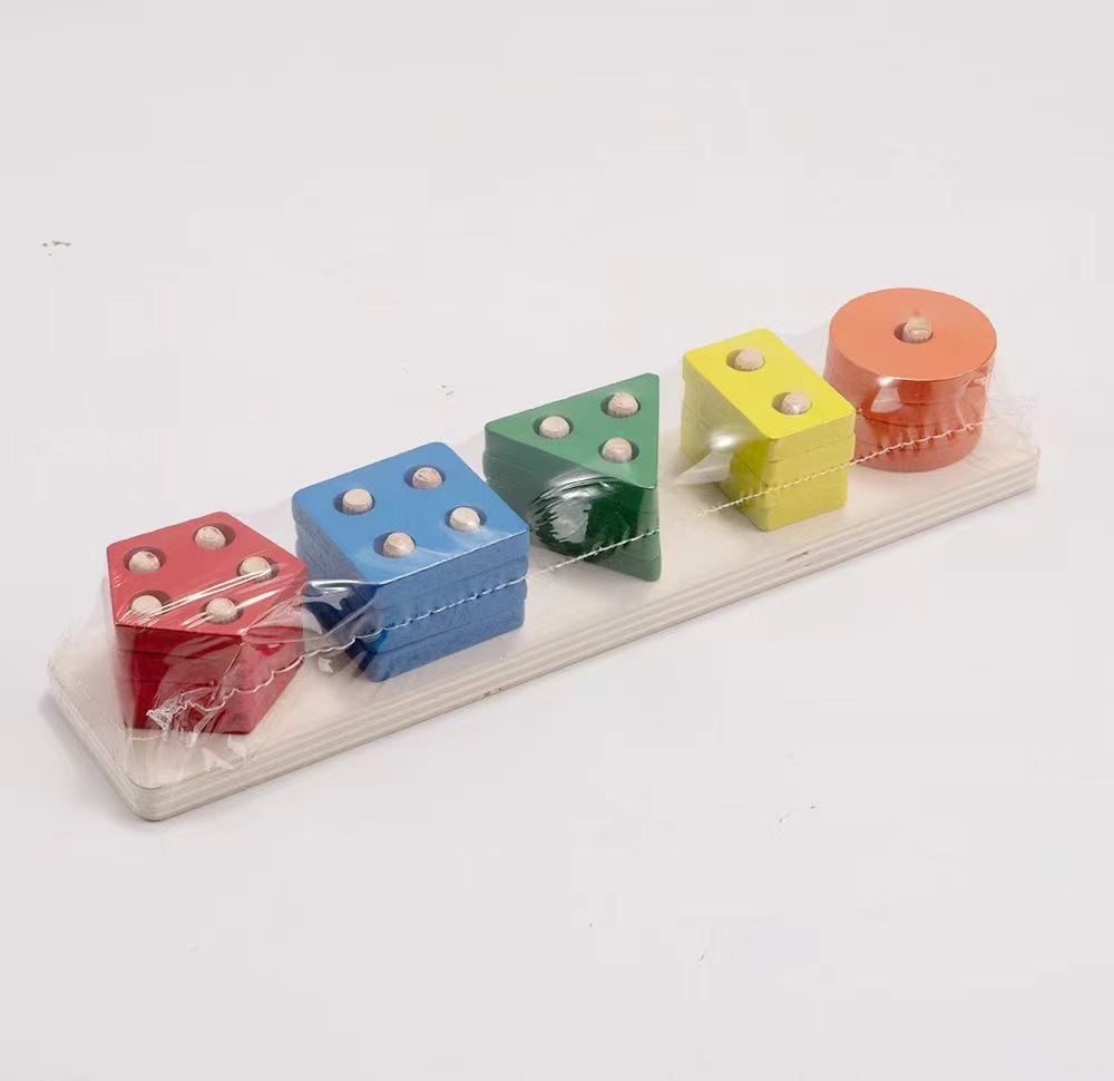 Niños de ocho tonos piano reloj arco iris torre cuatro conjuntos de placa de forma de columna torcida gusanos torcidos juguetes de puzzle bebés al por mayor