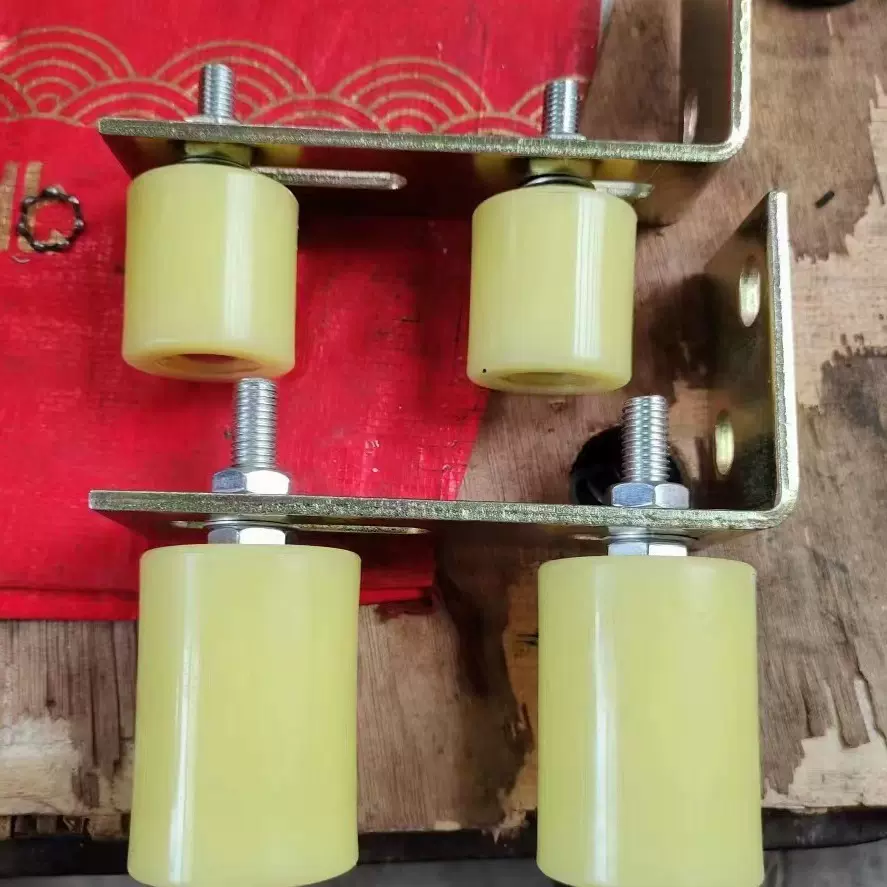 厂家供应尼龙电动推拉门靠轮 定位导向平移吊门轮 滑轮脚轮多种号