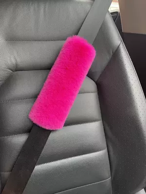 Shoulder Pads Imitation Rex Rabbit: Seat belt shoulder pad - rose-red