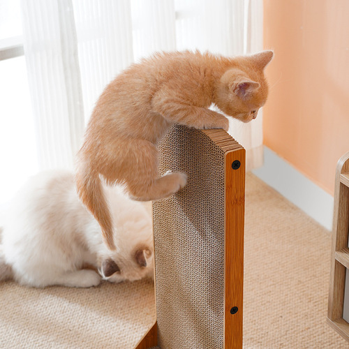 Vertical L-shaped cat scratching board cat toy, durable and crumb-free, corrugated paper cat scratching mat with bell, climbable toy