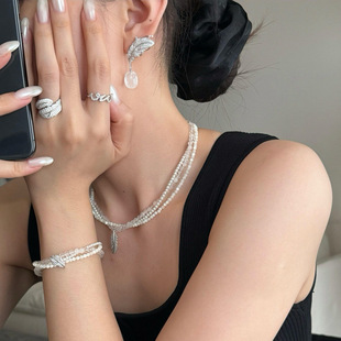 22605һ��Ҫ�����} һ���Ԏ�����7����ɫŮ���e�ٴ�ë��