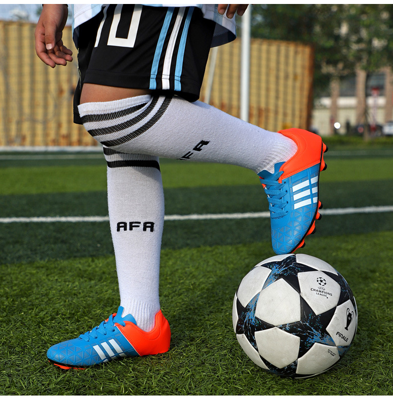 Men's Casual Solid Color Round Toe Soccer Shoes display picture 1