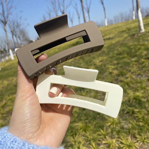 Large shark clip Internet celebrity grabber clip 10.5cm hair clip adult hair accessories back of the head rectangular frosted hair clip wholesale