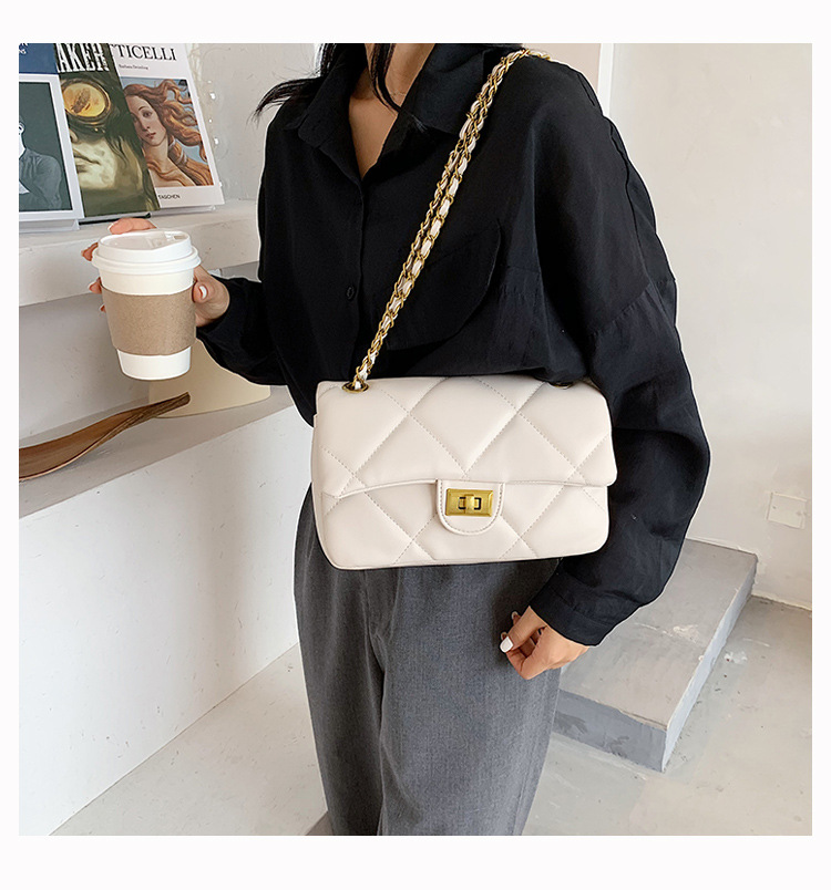Wholesale Rhombus Solid Color Messenger Shoulder Small Square Bag Nihaojewelry display picture 2