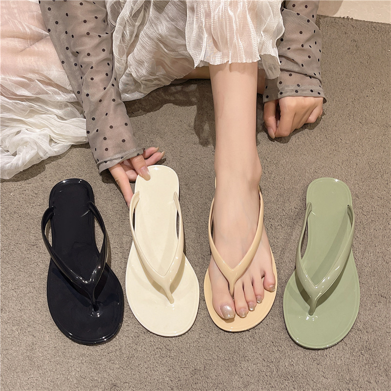 2025 New Summer Leopard Print Flip-Flops for Women, Flat-Heeled Beach and Seaside Candy-Colored Slippers, Fashionable Sandals
