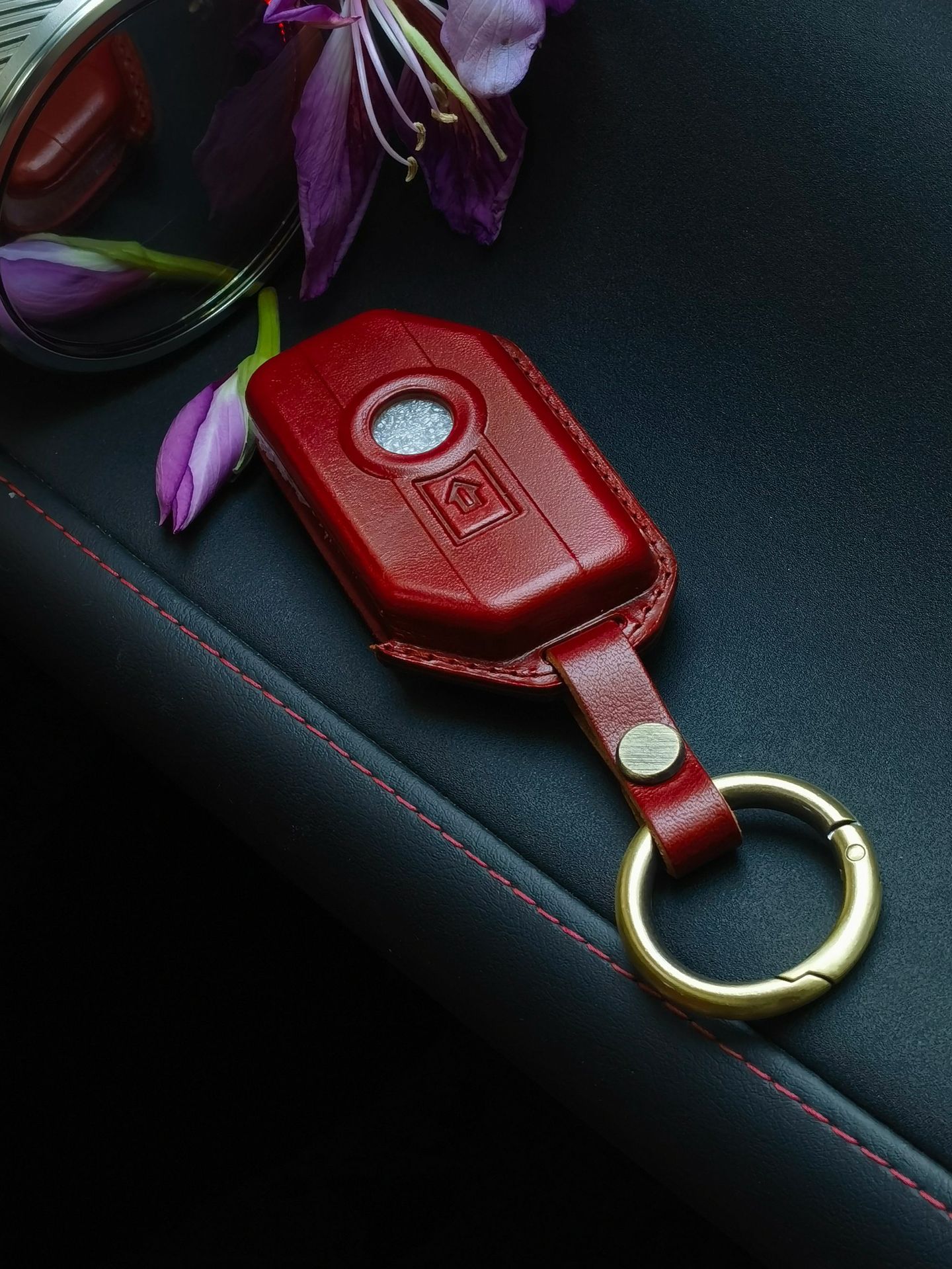 For BMW R1250GS Motorcycle Key Case Leather ADV Waterbird C400gt Handmade Cowhide Key Case