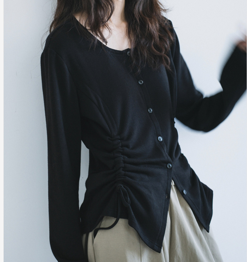 Áo cardigan nữ dáng dài tay dài, chất liệu mềm mại, thiết kế xếp li điều chỉnh eo, phù hợp mùa xuân hè — Thắt lưng tinh nhỏ áo chi tiết 9