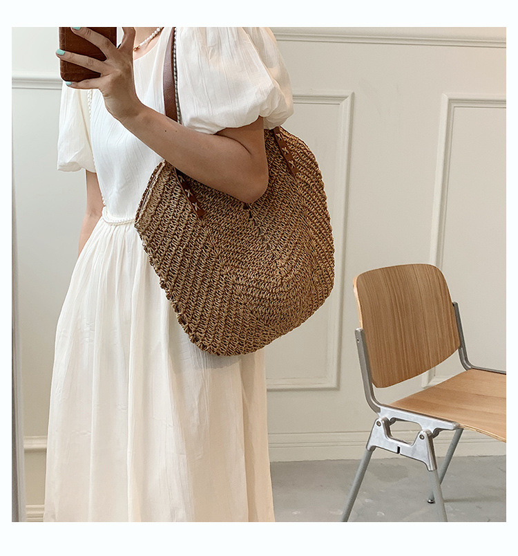 Fashion Large-capacity Spring And Summer New Shoulder Underarm Women's Bags 42*35*2cm display picture 2