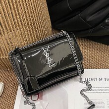 �߼���С����Ů2026�¿��p����Ƥ�ٴ�r��С����朗l���μ�б���