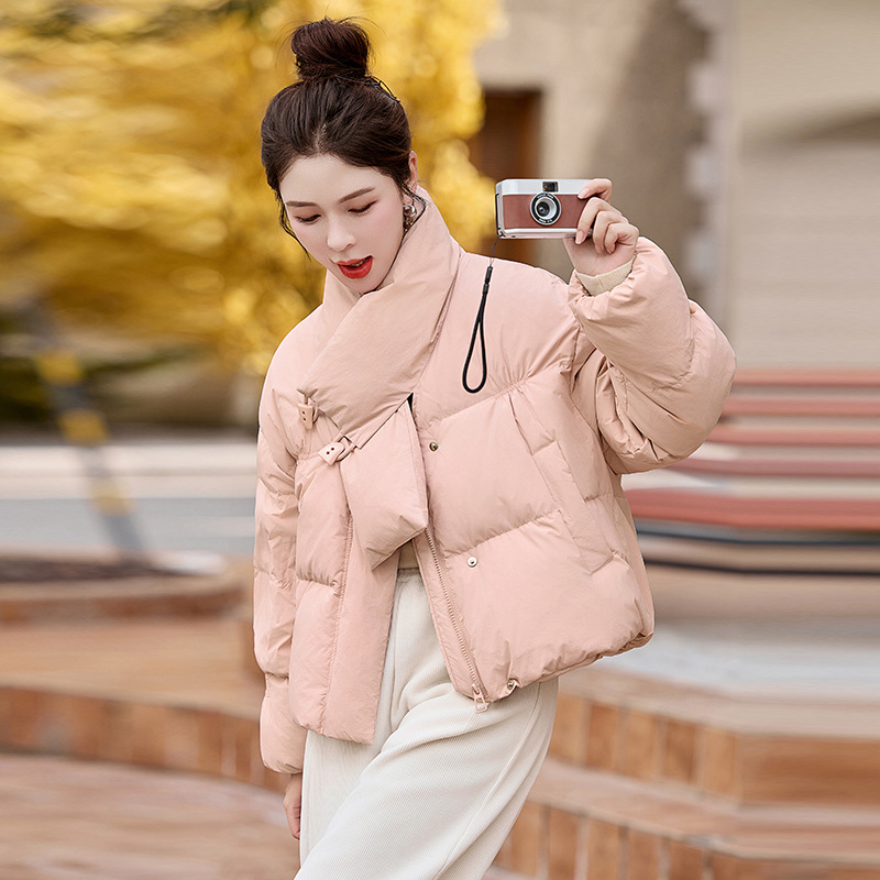 디자인 스카프 칼라 짧은 두꺼운 다운 재킷 여성의 겨울 새로운 편안한 따뜻한 흰색 오리 다운 빵 자켓