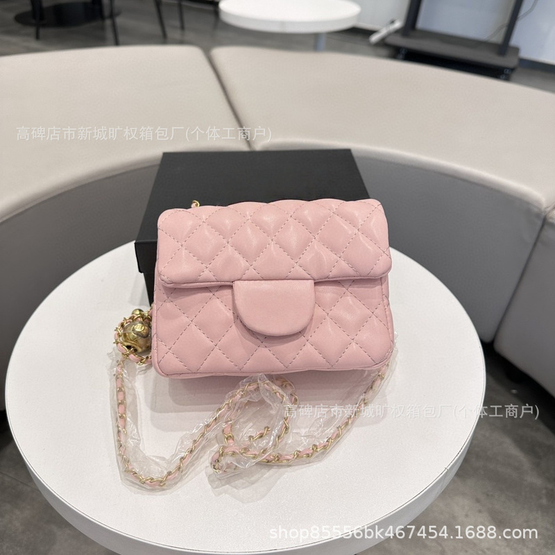 Xiangnaiの新しいクロスボーダー卸売小さなゴールデンボール調節可能なワンショルダークロスボディファッションバッグライト高級菱形PUバッグ|undefined