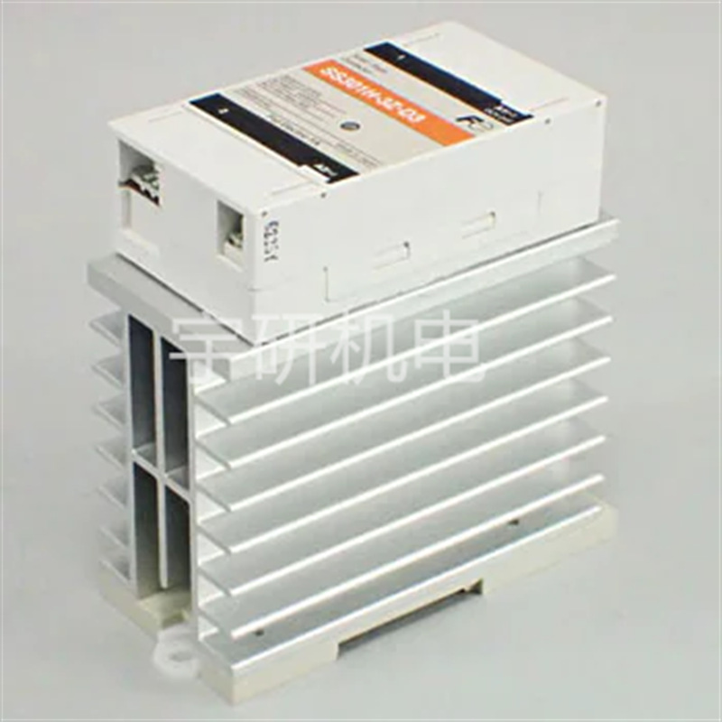 富士FUJI固态继电器SS803-1Z-A1  SS203-1Z-D2  SS403-1-A1/F