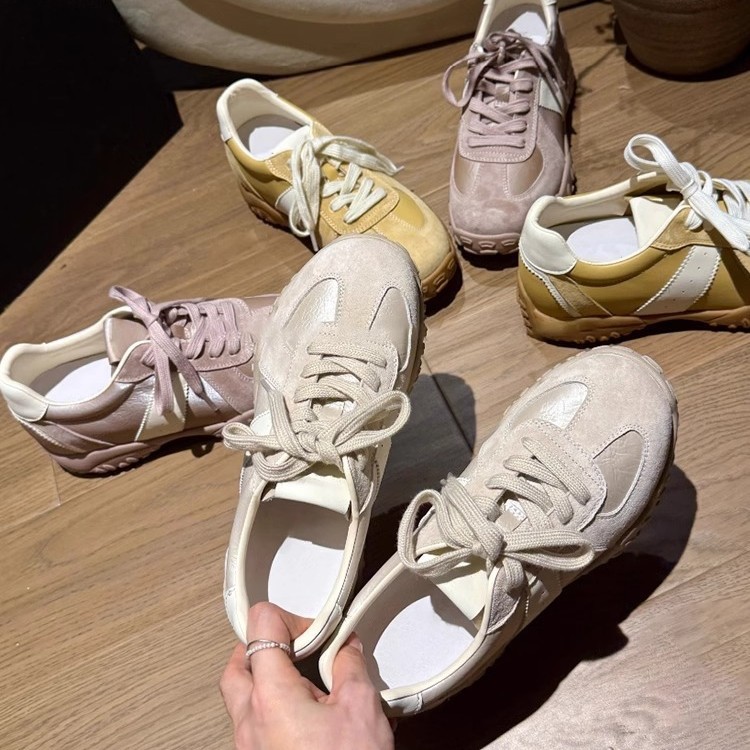 Zapatos de entrenamiento de cuero anti-deslizante de suela gruesa para mujeres 2025, nuevos zapatos de primavera para mujeres, zapatos de suela suave para mujeres