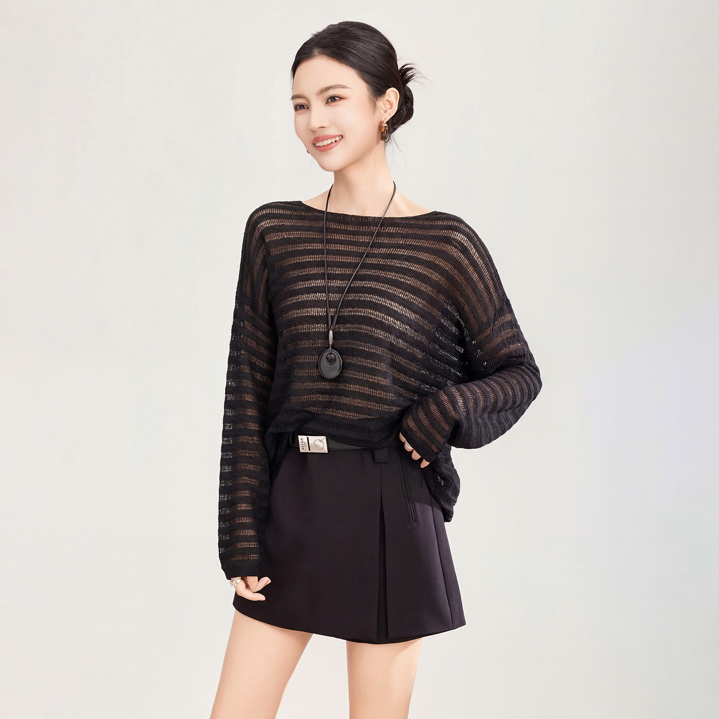 Áo len dệt kim tay dài cổ lọ phong cách lười biếng sợi lanh siêu mịn — màu đen