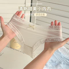 Quick-drying ice silk lace underwear, women's new style pure cotton crotch girl's pure desire women's breathable mask thin shorts