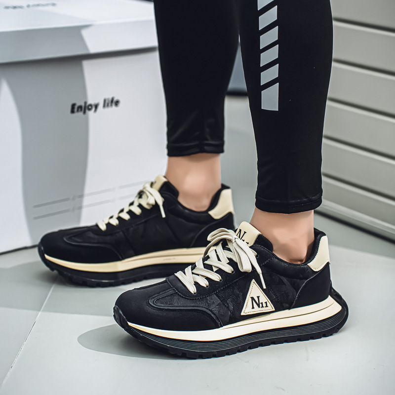 Zapatos Gump2025 primavera nuevo estilo de hombre zapatos casuales de moda anti-derrapante cómodos zapatos deportivos transpirables para hombre